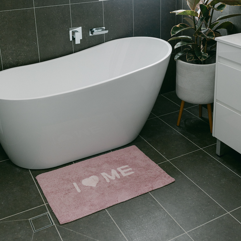 Luxury Bath Mat - 'I love Me'